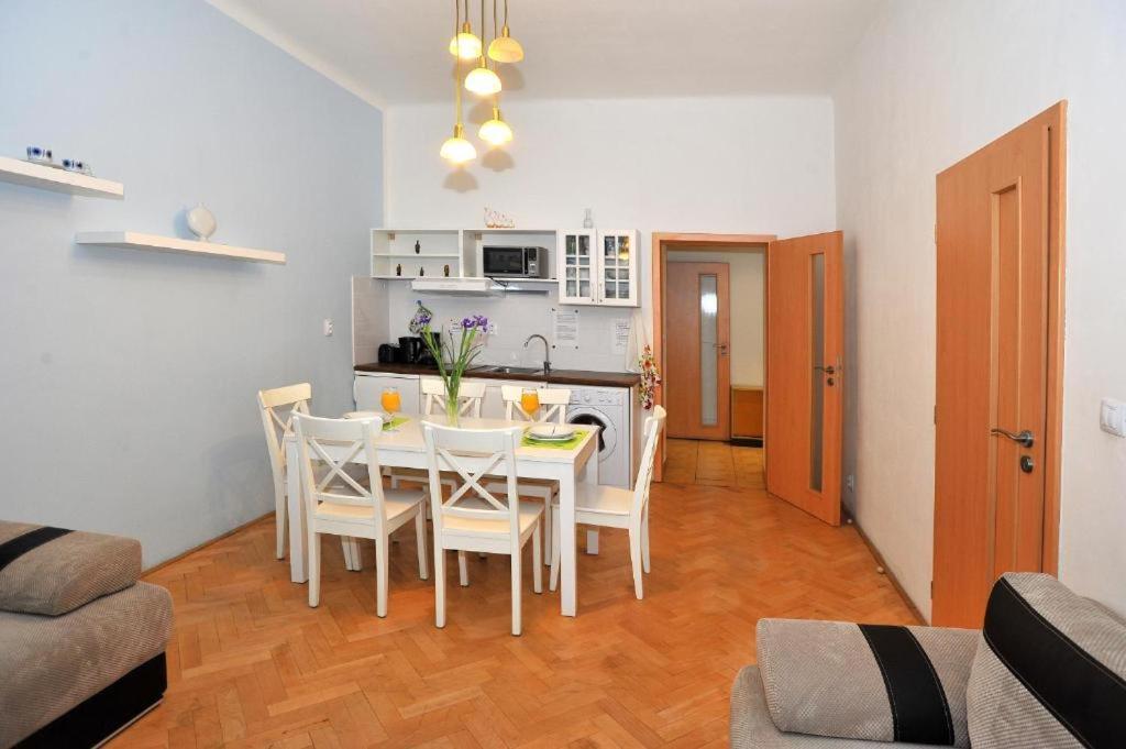 Condo In Vinohrady Prague Ngoại thất bức ảnh