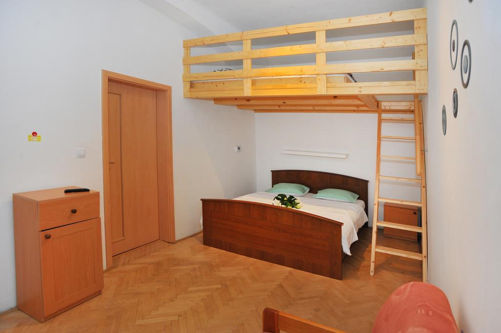 Condo In Vinohrady Prague Ngoại thất bức ảnh